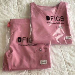 Limited Edition Medium Chalk Pink Scrub Set